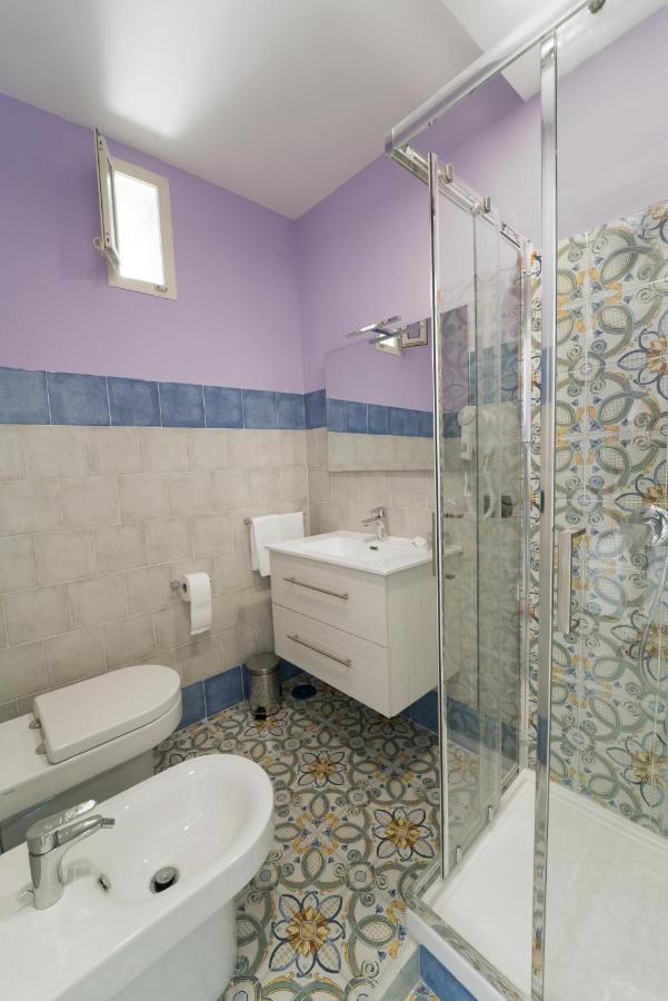 Suite & Luxury Rooms Palazzo Diomede Carafa Naples Exterior photo